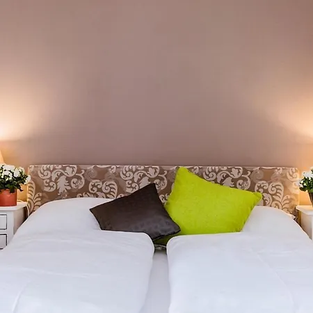 Wildgruen Mini 8a דירה *